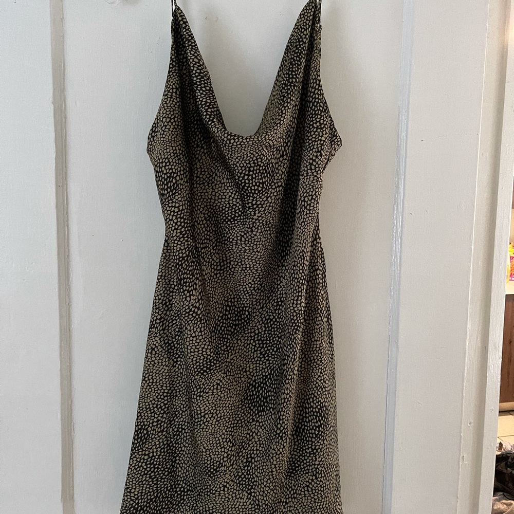 Printed slip silky dress!